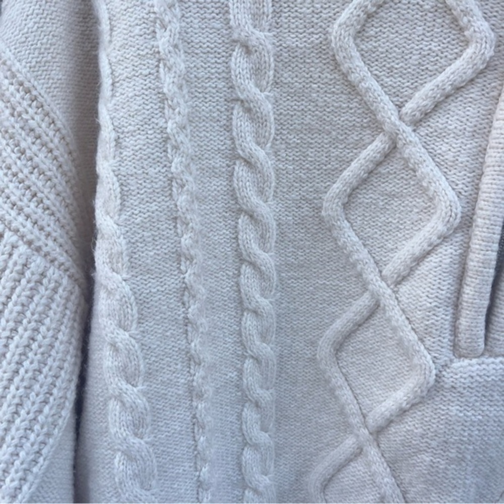 Urban Outfitters Cream Sweater Medium 1/4 Zip Dolman Sleeve Chunky Knit Cable‎ - Picture 7 of 13
